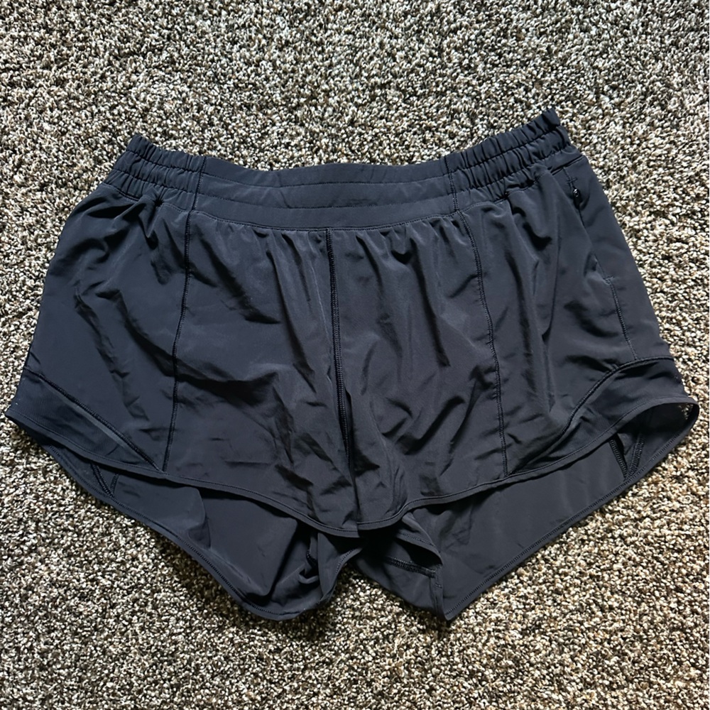 Lululemon - Hottie Hot